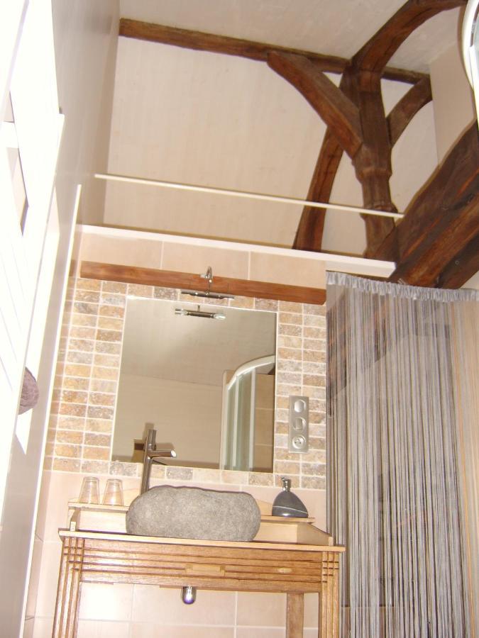 Chambres De La Porte Aux Moines Vouvant Экстерьер фото